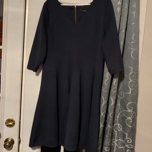 Lane Bryant- Womens size 16- BEAUTIFUL- Navy pleated dress with gold zipper